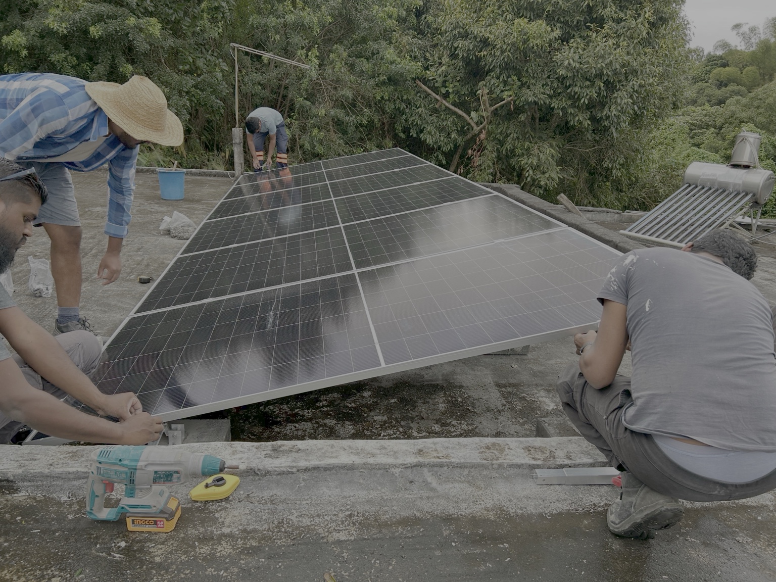 Rooftop solar installation